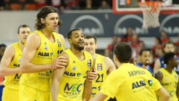 Basketball Alba Berlin schafft Historisches, Pesic droht mit Abschied
