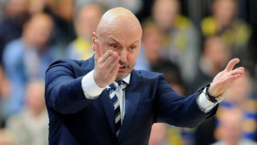 Basketball Alba Berlin verliert nach Verlängerung gegen Oldenburg