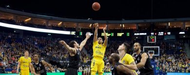 Basketball Alba Berlin besiegt Jena deutlich