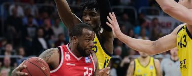 Basketball-Bundesliga Alba Berlin müht sich zum Sieg gegen Bamberg